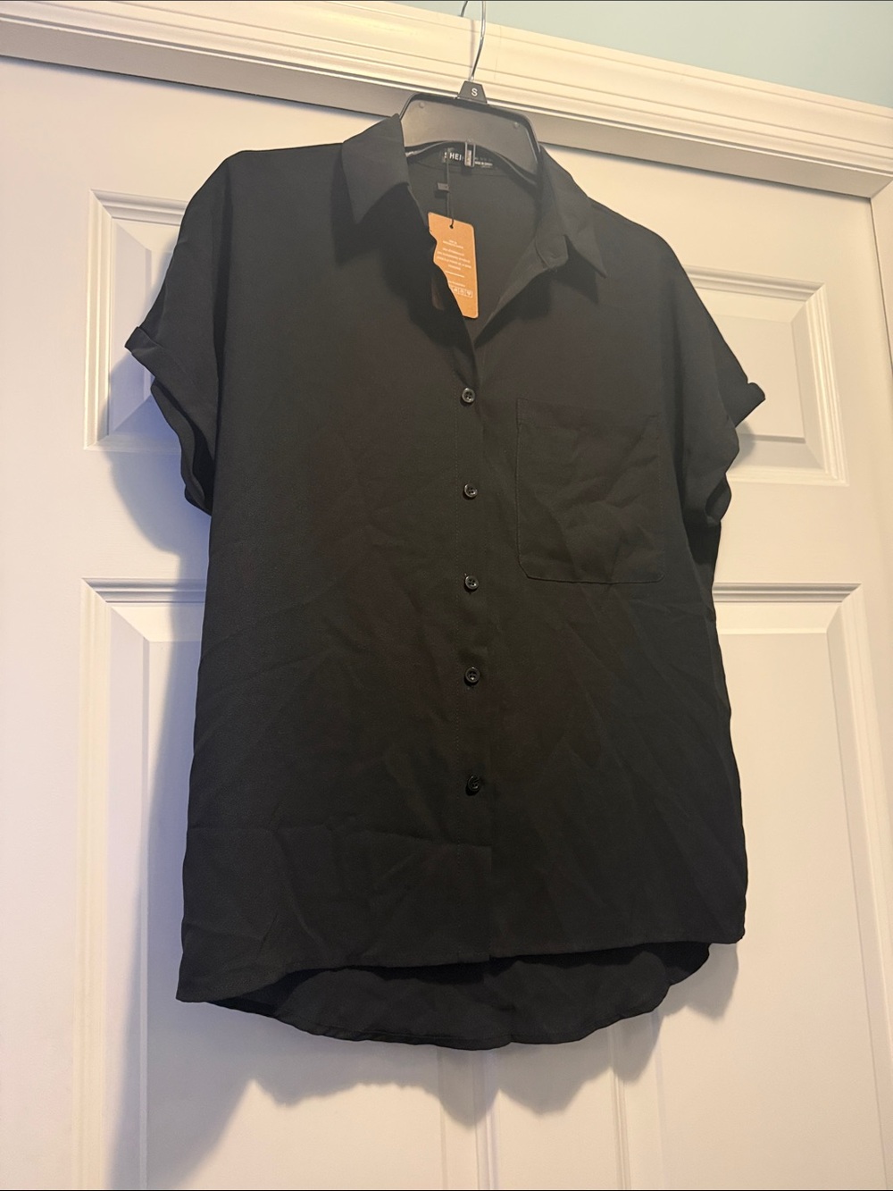 Women’s Size S Short Sleeve Black Button Front Shirt NWT
